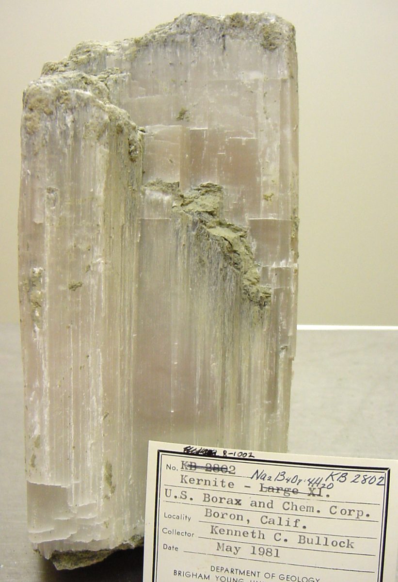 Kernite How to Identify Kernite | Properties, Meaning & Uses